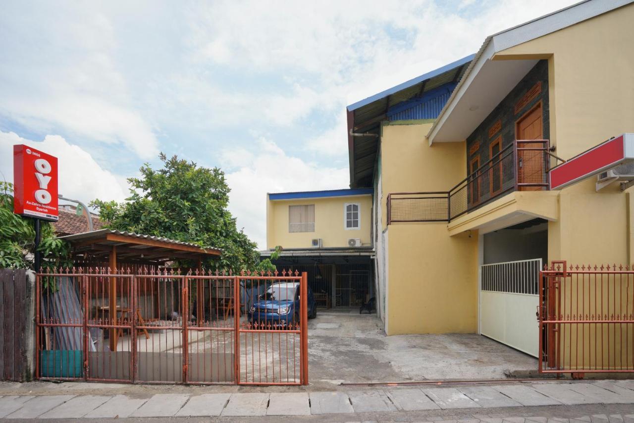 Oyo 2656 Az Zahra Residence Syariah Surabaya Exterior foto