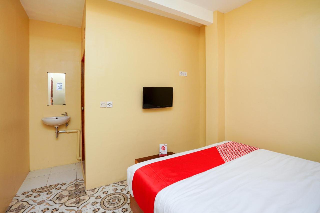 Oyo 2656 Az Zahra Residence Syariah Surabaya Exterior foto